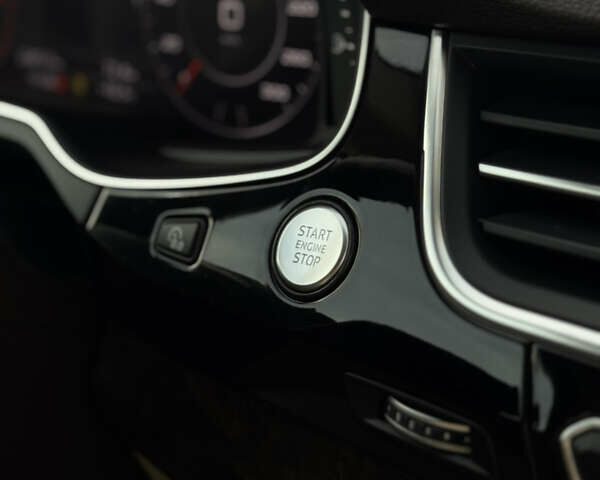 Черный Ауди Ку 7, объемом двигателя 3 л и пробегом 250 тыс. км за 27500 $, фото 65 на Automoto.ua