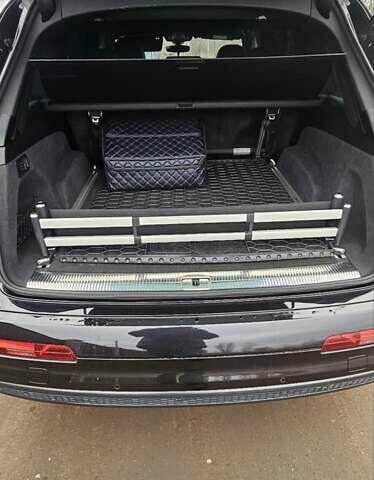 Черный Ауди Ку 7, объемом двигателя 2.97 л и пробегом 223 тыс. км за 39000 $, фото 31 на Automoto.ua