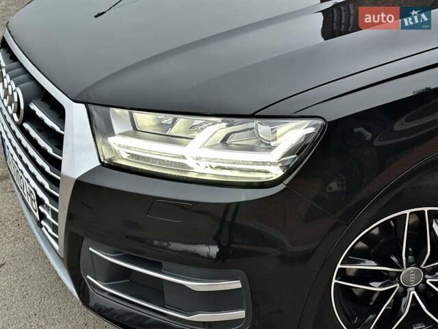 Черный Ауди Ку 7, объемом двигателя 3 л и пробегом 247 тыс. км за 28750 $, фото 3 на Automoto.ua