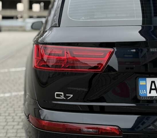 Черный Ауди Ку 7, объемом двигателя 3 л и пробегом 210 тыс. км за 24999 $, фото 17 на Automoto.ua