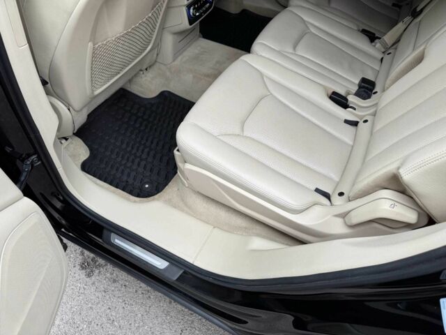 Черный Ауди Ку 7, объемом двигателя 3 л и пробегом 124 тыс. км за 30800 $, фото 17 на Automoto.ua