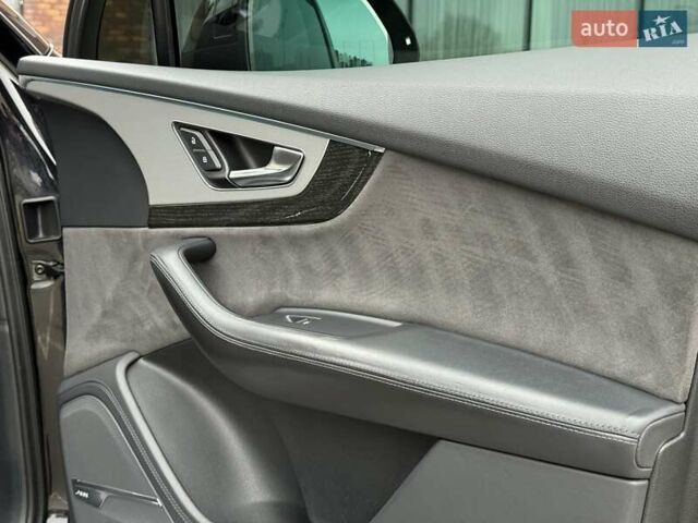 Черный Ауди Ку 7, объемом двигателя 3 л и пробегом 157 тыс. км за 44500 $, фото 158 на Automoto.ua