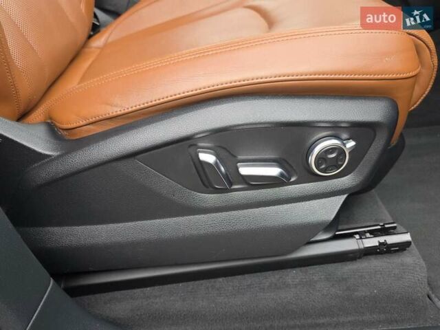 Черный Ауди Ку 7, объемом двигателя 2.97 л и пробегом 225 тыс. км за 35500 $, фото 111 на Automoto.ua