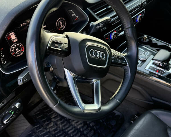 Черный Ауди Ку 7, объемом двигателя 3 л и пробегом 303 тыс. км за 23999 $, фото 26 на Automoto.ua