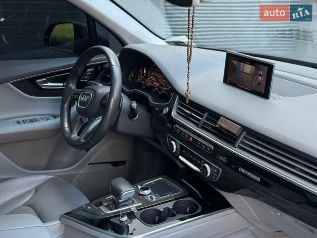 Черный Ауди Ку 7, объемом двигателя 3 л и пробегом 167 тыс. км за 28000 $, фото 34 на Automoto.ua