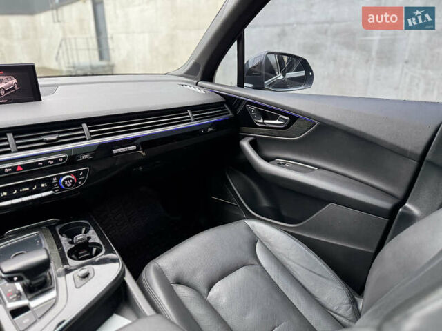 Черный Ауди Ку 7, объемом двигателя 3 л и пробегом 182 тыс. км за 28800 $, фото 35 на Automoto.ua