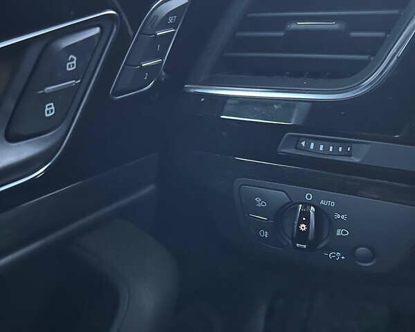 Чорний Ауді Ку 7, об'ємом двигуна 3 л та пробігом 209 тис. км за 27300 $, фото 24 на Automoto.ua