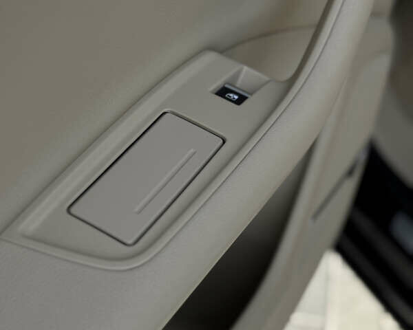 Черный Ауди Ку 7, объемом двигателя 3 л и пробегом 250 тыс. км за 27500 $, фото 58 на Automoto.ua