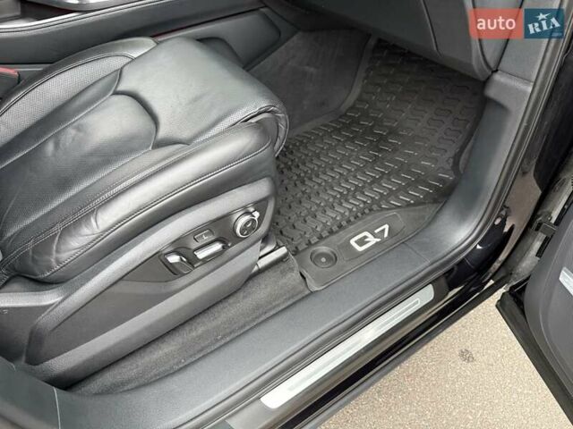 Черный Ауди Ку 7, объемом двигателя 3 л и пробегом 157 тыс. км за 44500 $, фото 165 на Automoto.ua