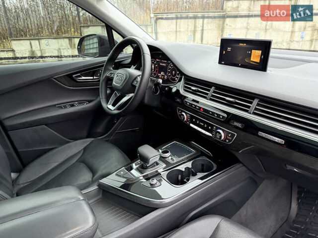 Черный Ауди Ку 7, объемом двигателя 3 л и пробегом 278 тыс. км за 20999 $, фото 67 на Automoto.ua