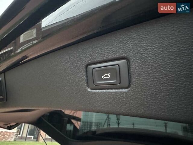 Черный Ауди Ку 7, объемом двигателя 3 л и пробегом 247 тыс. км за 28750 $, фото 102 на Automoto.ua