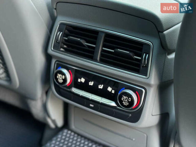 Черный Ауди Ку 7, объемом двигателя 3 л и пробегом 167 тыс. км за 28000 $, фото 29 на Automoto.ua