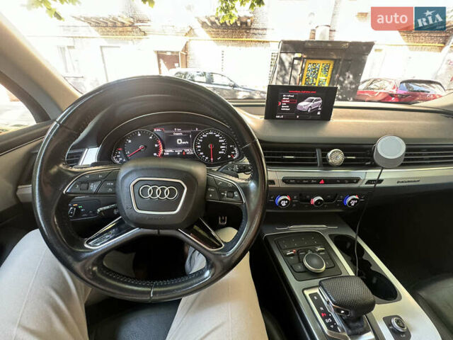 Черный Ауди Ку 7, объемом двигателя 2.97 л и пробегом 140 тыс. км за 33500 $, фото 5 на Automoto.ua