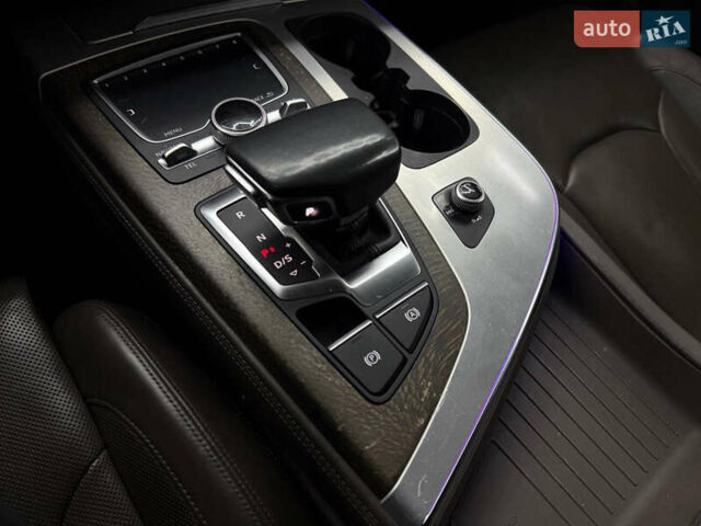 Черный Ауди Ку 7, объемом двигателя 3 л и пробегом 249 тыс. км за 28000 $, фото 37 на Automoto.ua