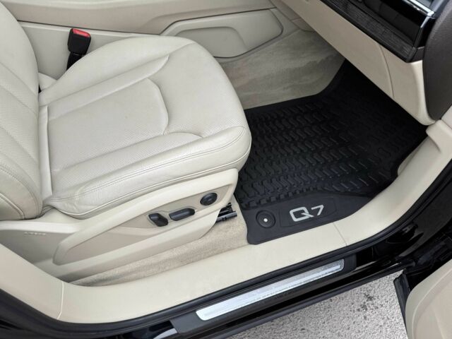 Черный Ауди Ку 7, объемом двигателя 3 л и пробегом 124 тыс. км за 30800 $, фото 11 на Automoto.ua