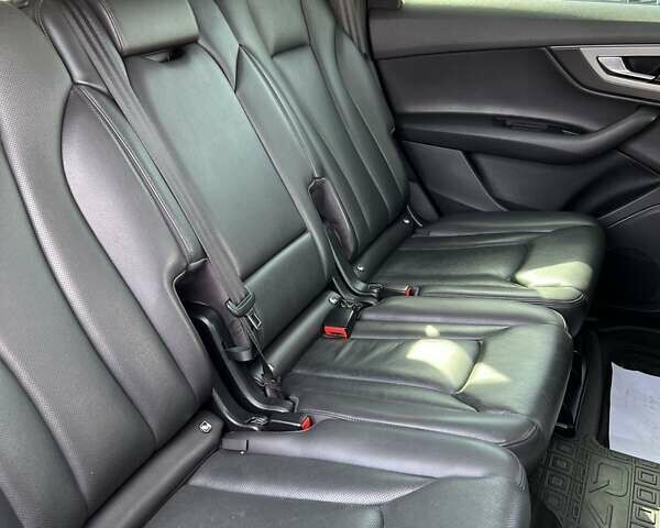 Черный Ауди Ку 7, объемом двигателя 3 л и пробегом 275 тыс. км за 31500 $, фото 11 на Automoto.ua