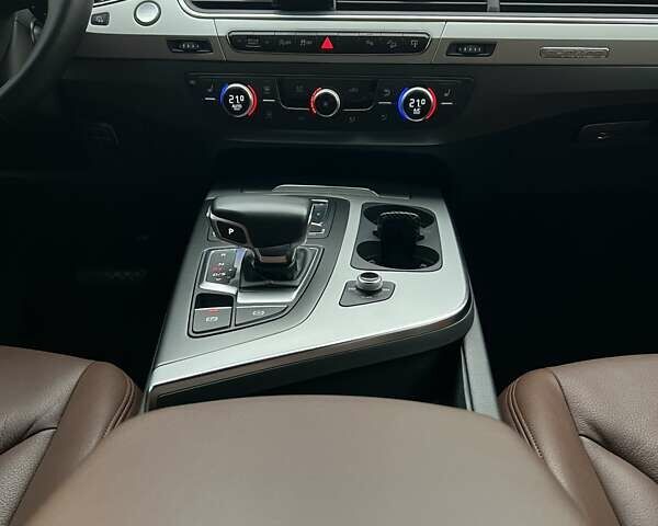 Черный Ауди Ку 7, объемом двигателя 2.97 л и пробегом 129 тыс. км за 43500 $, фото 38 на Automoto.ua