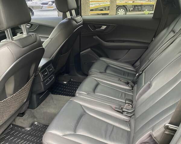 Ауди Ку 7 2016 в Львове на Automoto.ua Черный Ауди Ку 7, объемом двигателя 3 л и пробегом 174 тыс. км за 22800 $, фото 13 на Automoto.ua