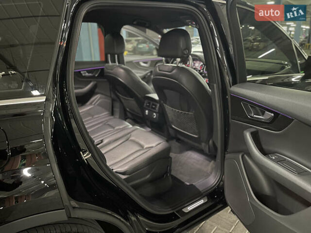 Черный Ауди Ку 7, объемом двигателя 2.97 л и пробегом 243 тыс. км за 33000 $, фото 31 на Automoto.ua