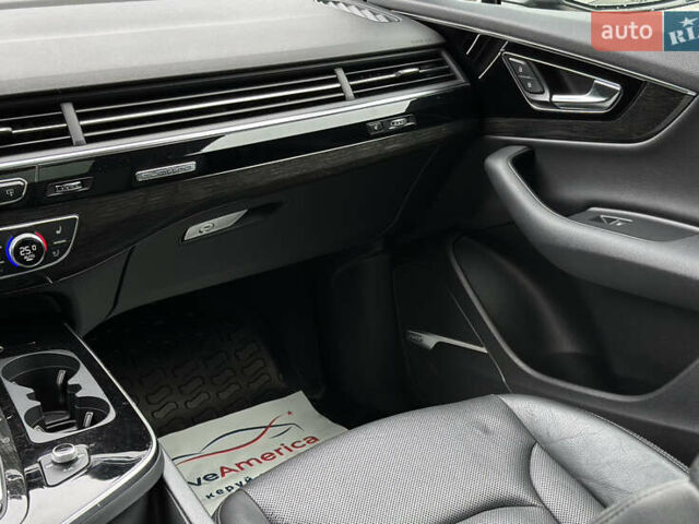 Чорний Ауді Ку 7, об'ємом двигуна 3 л та пробігом 200 тис. км за 23000 $, фото 20 на Automoto.ua