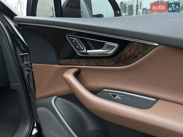 Черный Ауди Ку 7, объемом двигателя 3 л и пробегом 247 тыс. км за 28750 $, фото 74 на Automoto.ua