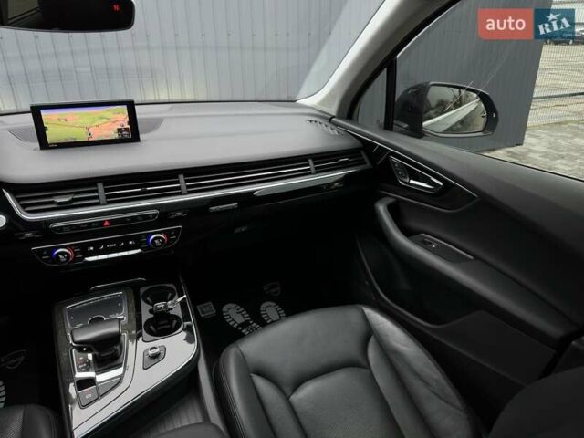 Черный Ауди Ку 7, объемом двигателя 3 л и пробегом 211 тыс. км за 26900 $, фото 28 на Automoto.ua