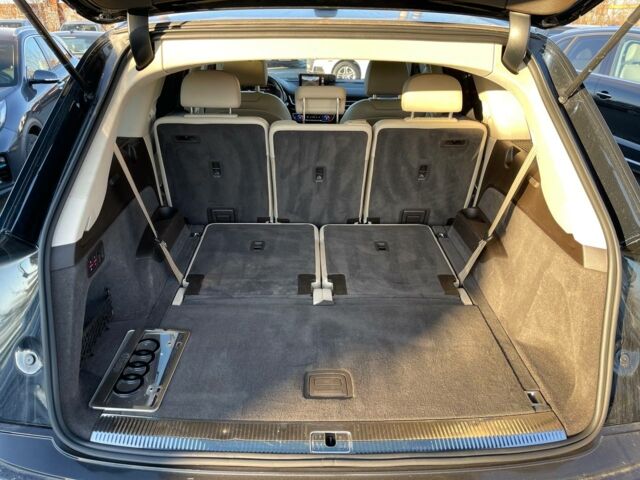 Черный Ауди Ку 7, объемом двигателя 3 л и пробегом 188 тыс. км за 25400 $, фото 23 на Automoto.ua