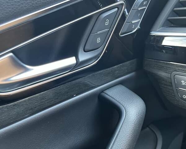 Ауди Ку 7 2016 в Мукачеве на Automoto.ua Черный Ауди Ку 7, объемом двигателя 3 л и пробегом 215 тыс. км за 27500 $, фото 35 на Automoto.ua