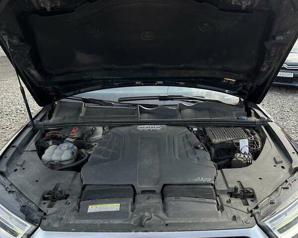 Черный Ауди Ку 7, объемом двигателя 3 л и пробегом 275 тыс. км за 31500 $, фото 17 на Automoto.ua