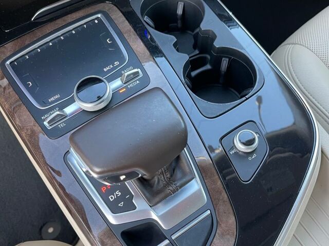 Черный Ауди Ку 7, объемом двигателя 3 л и пробегом 188 тыс. км за 25400 $, фото 15 на Automoto.ua