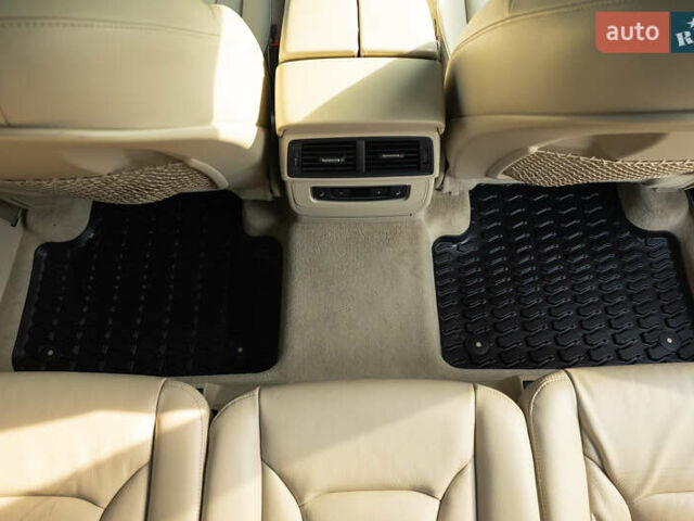 Чорний Ауді Ку 7, об'ємом двигуна 3 л та пробігом 151 тис. км за 22000 $, фото 79 на Automoto.ua