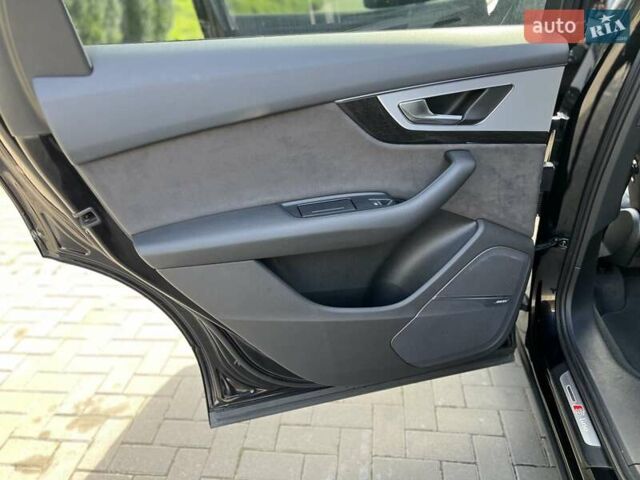Ауді Ку 7 2016 у Хмельницькому на Automoto.ua Чорний Ауді Ку 7, об'ємом двигуна 2.97 л та пробігом 233 тис. км за 31900 $, фото 84 на Automoto.ua