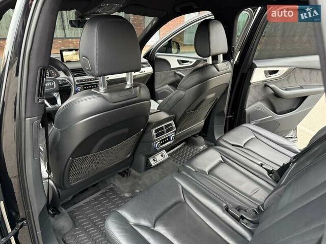 Черный Ауди Ку 7, объемом двигателя 3 л и пробегом 157 тыс. км за 44500 $, фото 128 на Automoto.ua