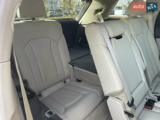 Чорний Ауді Ку 7, об'ємом двигуна 3 л та пробігом 207 тис. км за 23900 $, фото 37 на Automoto.ua