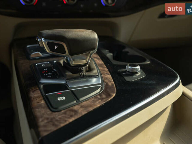 Чорний Ауді Ку 7, об'ємом двигуна 3 л та пробігом 151 тис. км за 22000 $, фото 92 на Automoto.ua