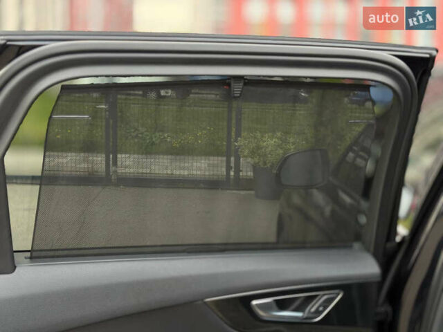 Ауді Ку 7 2016 у Києві на Automoto.ua Чорний Ауді Ку 7, об'ємом двигуна 3 л та пробігом 181 тис. км за 25900 $, фото 38 на Automoto.ua
