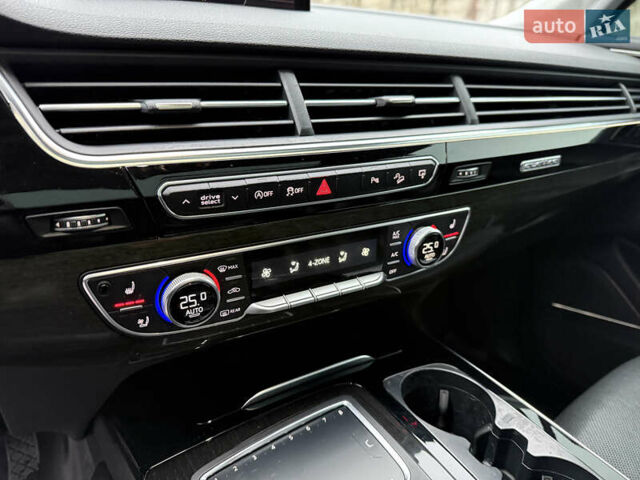 Черный Ауди Ку 7, объемом двигателя 3 л и пробегом 278 тыс. км за 20999 $, фото 35 на Automoto.ua