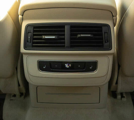 Чорний Ауді Ку 7, об'ємом двигуна 3 л та пробігом 151 тис. км за 22000 $, фото 67 на Automoto.ua