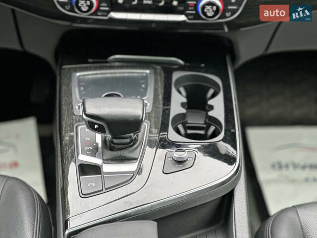 Чорний Ауді Ку 7, об'ємом двигуна 3 л та пробігом 200 тис. км за 23000 $, фото 19 на Automoto.ua