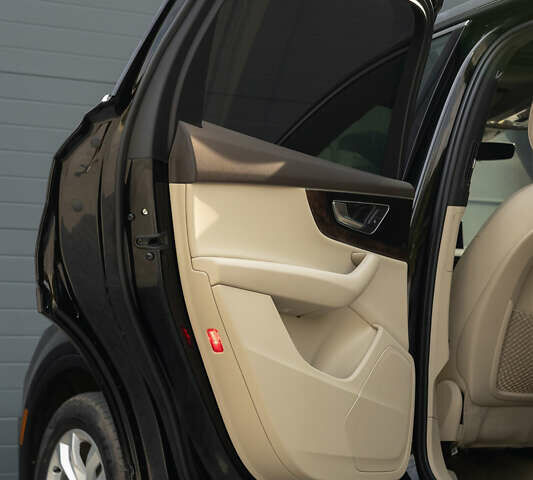 Чорний Ауді Ку 7, об'ємом двигуна 3 л та пробігом 151 тис. км за 22000 $, фото 69 на Automoto.ua