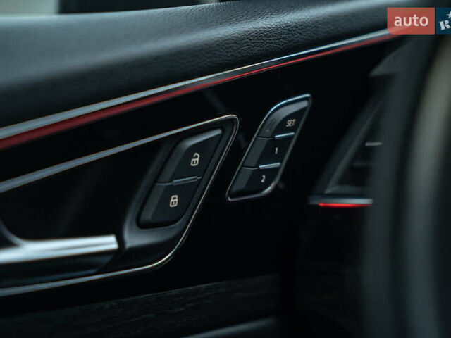 Черный Ауди Ку 7, объемом двигателя 3 л и пробегом 168 тыс. км за 28900 $, фото 16 на Automoto.ua