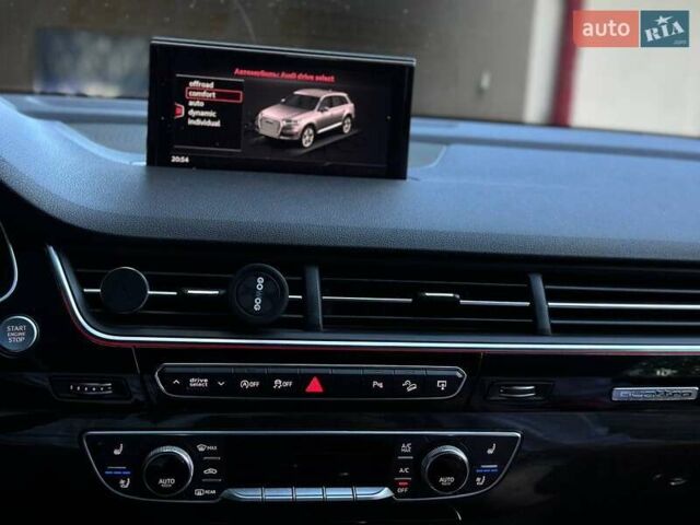 Ауди Ку 7 2016 в Львове на Automoto.ua Черный Ауди Ку 7, объемом двигателя 3 л и пробегом 189 тыс. км за 30000 $, фото 15 на Automoto.ua