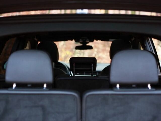 Чорний Ауді Ку 7, об'ємом двигуна 3 л та пробігом 111 тис. км за 16200 $, фото 11 на Automoto.ua