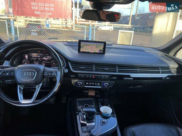Черный Ауди Ку 7, объемом двигателя 3 л и пробегом 220 тыс. км за 22000 $, фото 4 на Automoto.ua