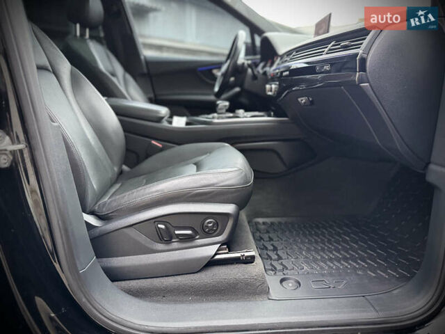 Черный Ауди Ку 7, объемом двигателя 3 л и пробегом 182 тыс. км за 28800 $, фото 51 на Automoto.ua