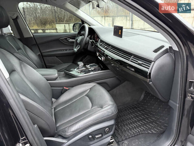 Черный Ауди Ку 7, объемом двигателя 3 л и пробегом 278 тыс. км за 20999 $, фото 65 на Automoto.ua