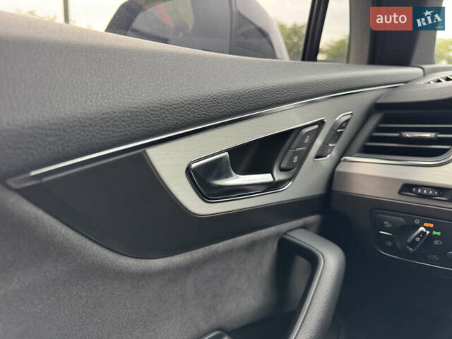 Чорний Ауді Ку 7, об'ємом двигуна 3 л та пробігом 133 тис. км за 37500 $, фото 47 на Automoto.ua