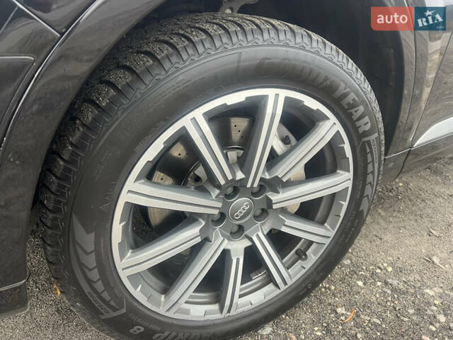 Чорний Ауді Ку 7, об'ємом двигуна 3 л та пробігом 152 тис. км за 24500 $, фото 10 на Automoto.ua