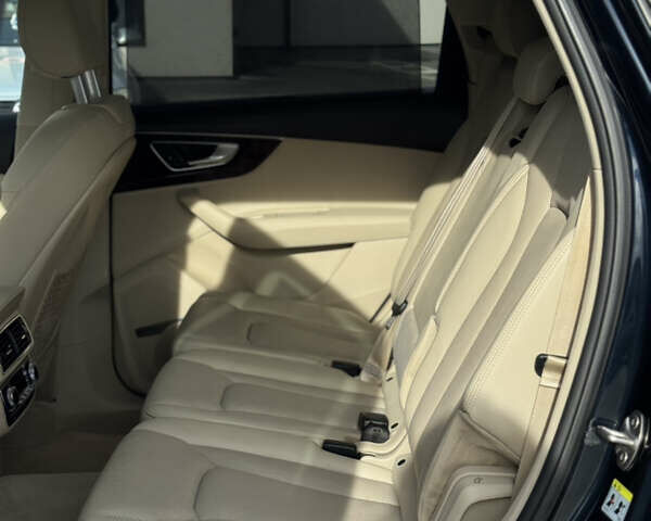 Черный Ауди Ку 7, объемом двигателя 3 л и пробегом 250 тыс. км за 27500 $, фото 56 на Automoto.ua