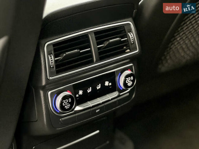 Ауди Ку 7 2016 в Ровно на Automoto.ua Черный Ауди Ку 7, объемом двигателя 3 л и пробегом 205 тыс. км за 21999 $, фото 18 на Automoto.ua